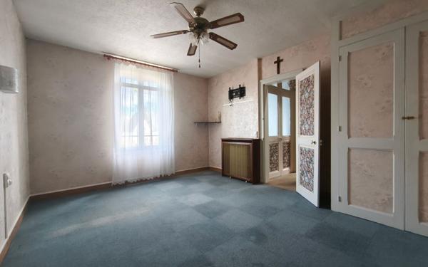 Maison à vendre    3 pièces • 153 m2 Saint-Aubin-lès-Elbeuf