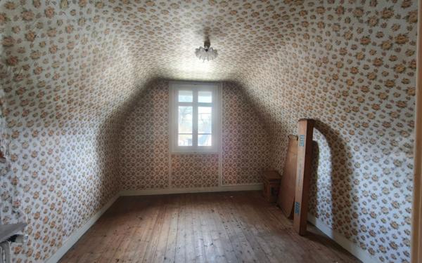 Maison à vendre    3 pièces • 153 m2 Saint-Aubin-lès-Elbeuf