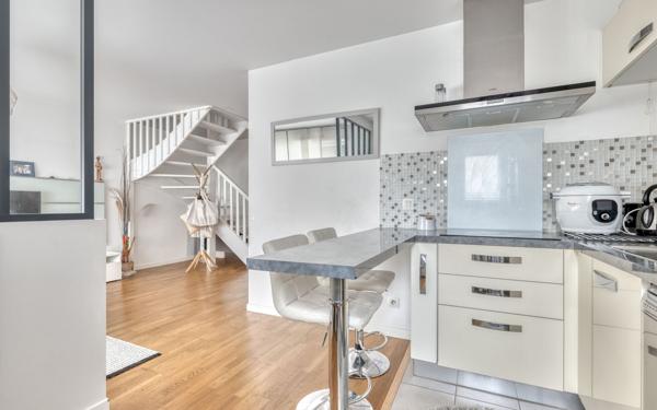 Appartement à vendre    3 pièces • 61,06 m2 Villemomble