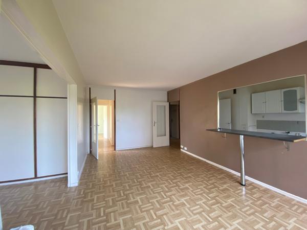 APPARTEMENT - ATHIS MONS
