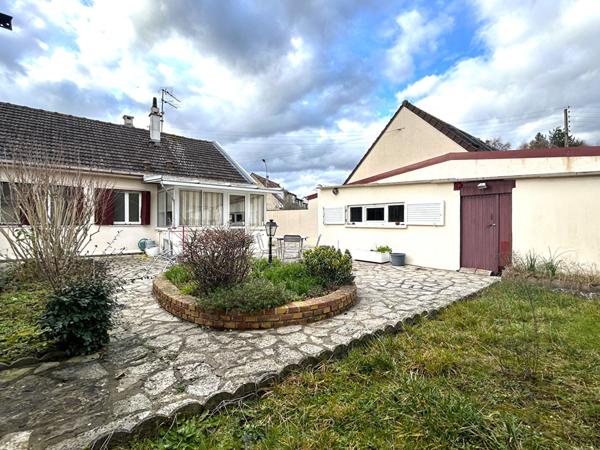 Maison type PLAIN PIED / 2 chambres en très bon état !