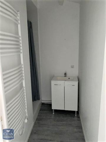 Maison à louer 3 pièces 73.85m² Lempdes (63370)