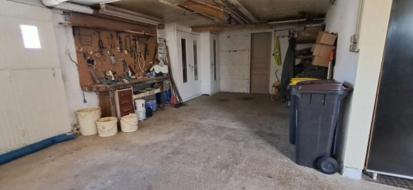 Maison LAVAL très bon secteur (hilard) 4 pièce(s) / 2chs +1 / 83 m2
