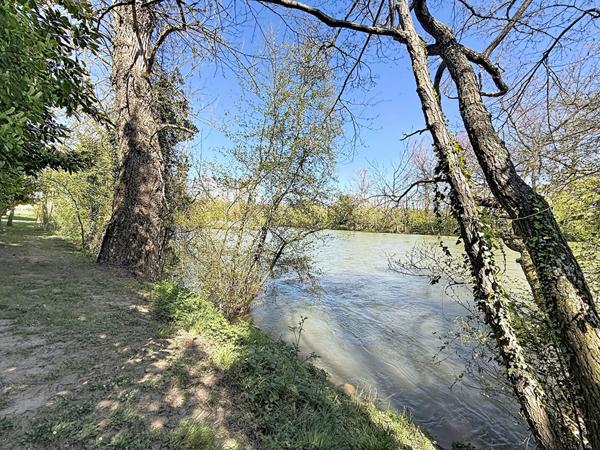 A VENDRE - Cintegabelle - Maison T4 de 122m² avec garage sur une parcelle de 2480m² en bord d'Ariège