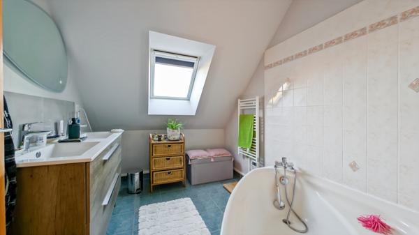 Pleumeleuc (35137) maison 7 pièces 146m²