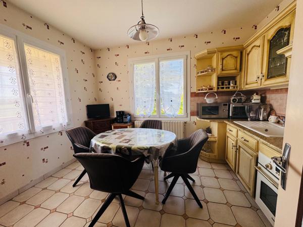 MAISON 4CH AVEC GRANDES DÉPENDANCES