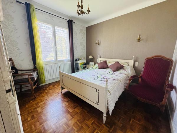 MAISON 4CH AVEC GRANDES DÉPENDANCES