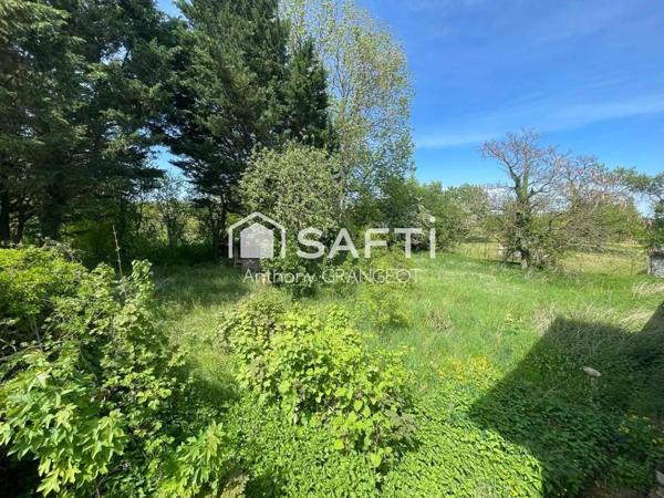 Maison de village de 190M² environ à rénover avec terrain attenant de 5000M²