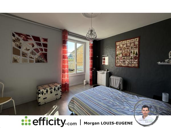 Maison 10 pièces - 283 m²