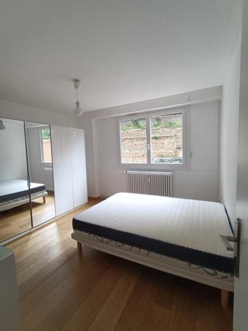 T2 – MEUBLE – 52.05 m² – 69004 – LYON