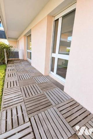 Appartement F2 bis, en residence