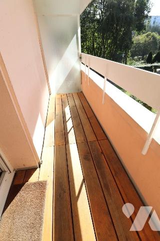 Appartement F2 bis, en residence