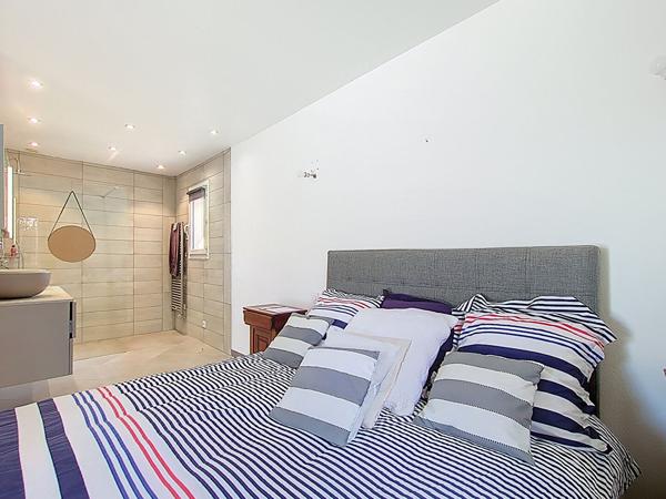 SAINT-AYGULF MAISON 3 CHAMBRES BUREAU PISCINE GARAGE