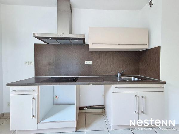 Appartement 4 pièces au centre ville de la Croix Valmer avec garage et terrasse