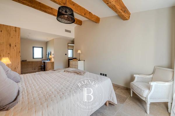 Saint-Rémy-de-Provence, Maison 4 Chambres -  210 m² à vendre