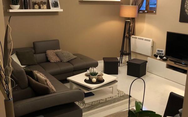 Appartement à vendre    2 pièces • 45,72 m2 Fitz-James