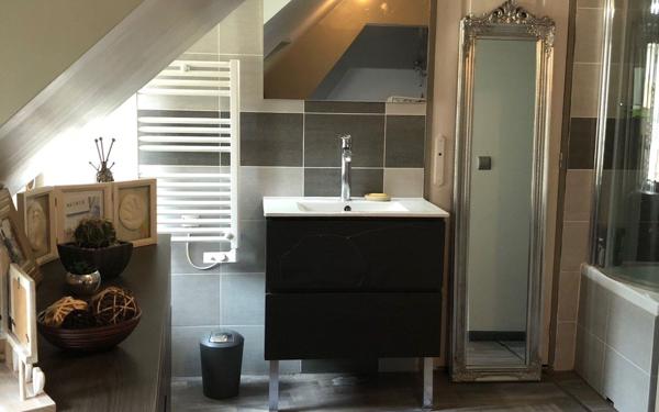 Appartement à vendre    2 pièces • 45,72 m2 Fitz-James