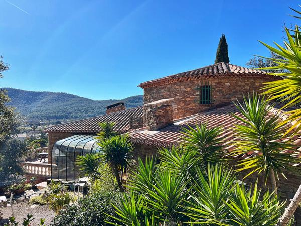 Maison Hyeres 11 pièce(s) 280 m² - Splendide propriété en pierres de Bormes