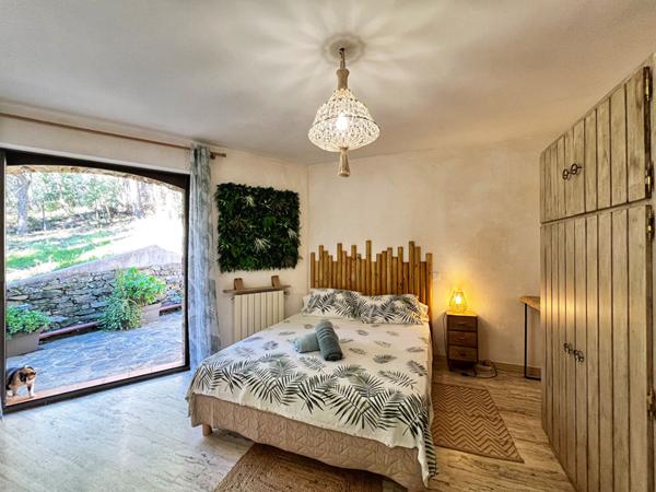 Maison Hyeres 11 pièce(s) 280 m² - Splendide propriété en pierres de Bormes