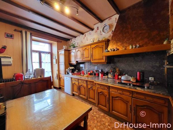 Immeuble à vendre 18 pièces de 277 m²