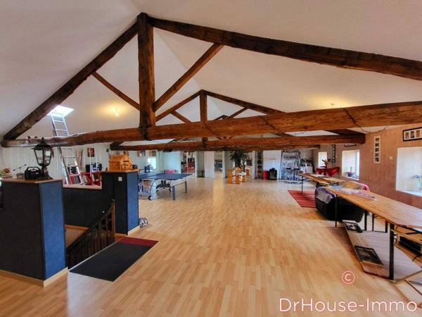 Immeuble à vendre 18 pièces de 277 m²