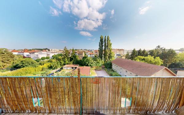 Appartement à vendre    3 pièces • 70 m2 Metz