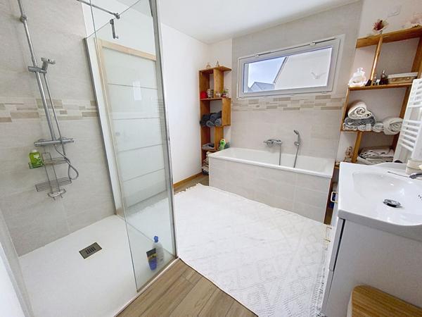 maison neuve de plain-pied avec 2 chambres