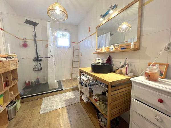 Villa T4 de 100m² avec garage et piscine sur un terrain de 500m²