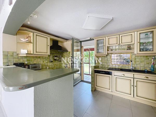 Maison Pertuis 4 pièce(s) 157 m2 - terrain 500m2 - quartier résidentiel