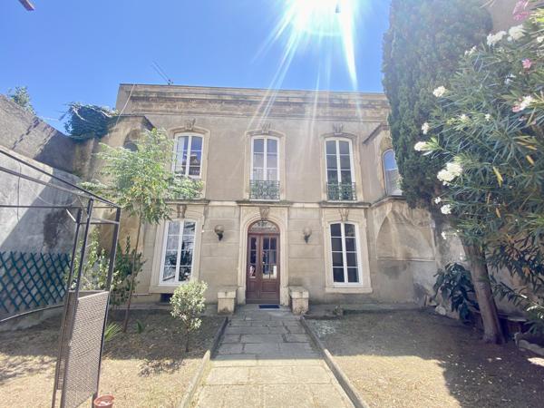 Elégante maison de caractère en coeur de ville