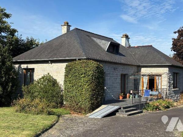 EXCLUSIVITÉ- MAISON RENNES - QUARTIER LA POTERIE
Venez découvrir cette maison d'environ 103 m²...