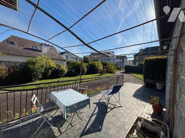 EXCLUSIVITÉ- MAISON RENNES - QUARTIER LA POTERIE
Venez découvrir cette maison d'environ 103 m²...