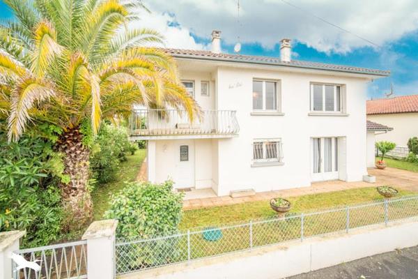Maison à vendre |  Dax |  6 pièces | 160 m²