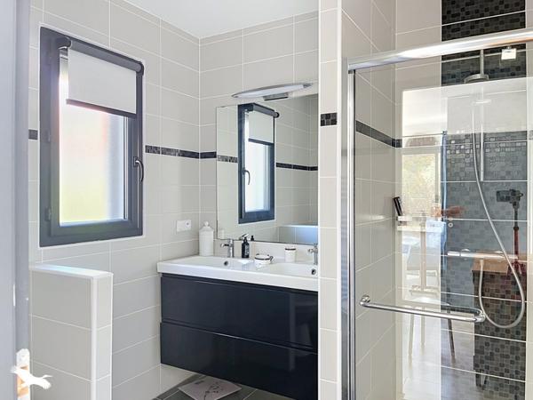 Maison à vendre 599 900 € La Teste-de-Buch 5 p 99 m² DPE A