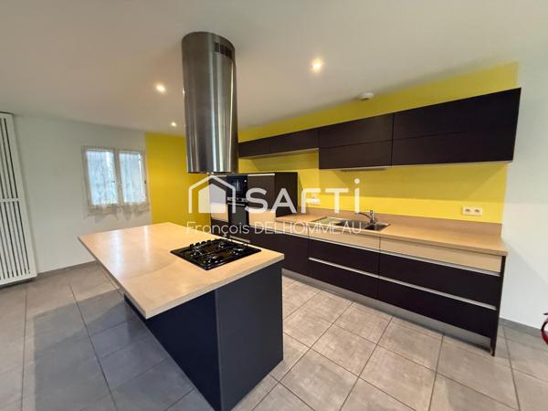 Maison familiale 186m2, 5chambres; 2 garages, pergola bio climatique, panneaux photovoltaïques