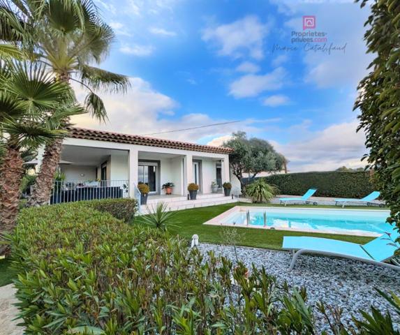 Maison contemporaine de plain-pied ? 115 m² sur 1500m² de terrain - Piscine ? En impasse, sans vis-à-vis