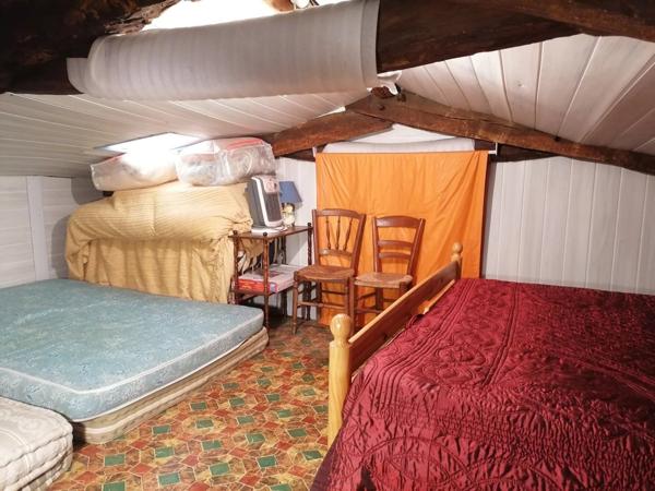 Vente Maison 6 pièces 135 m2 à Esteil