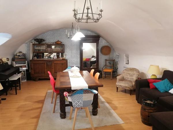 Vente Maison 6 pièces 135 m2 à Esteil