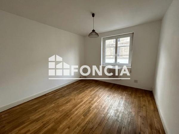 Location Appartement 3 pièces 61.84 m² - 23 RUE BOURBEAU Poitiers 86000