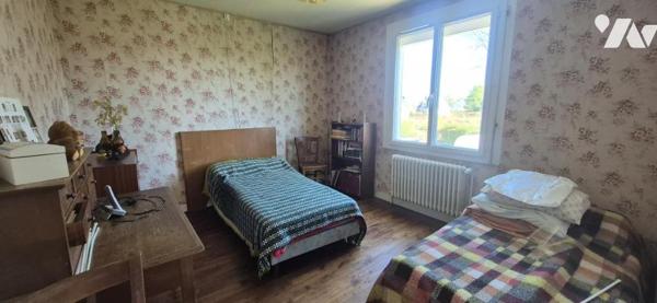 MAISON 3 CHAMBRES - PROCHE GARE - TERRAIN 982 M2