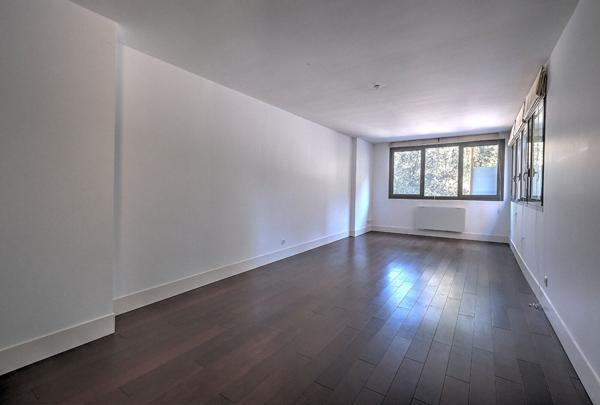 À vendre ? Triplex d'exception à Toulouse / Palais de Justice (31000)