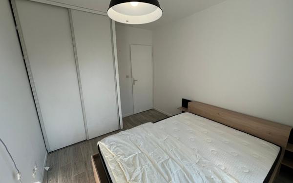 Appartement à louer    2 pièces • 45,18 m2 Thiais