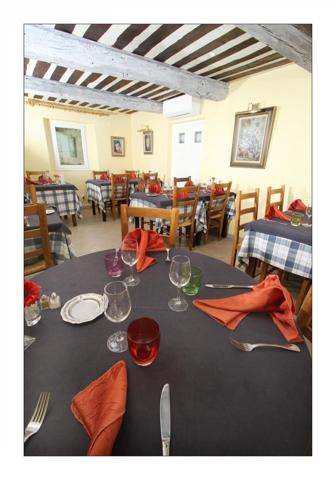 Vente murs et fonds de commerce – Restaurant avec fort potentiel à Condorcet