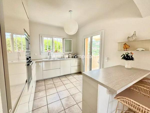 Vente Villa 7 pièces 165 m2 à Les Issambres