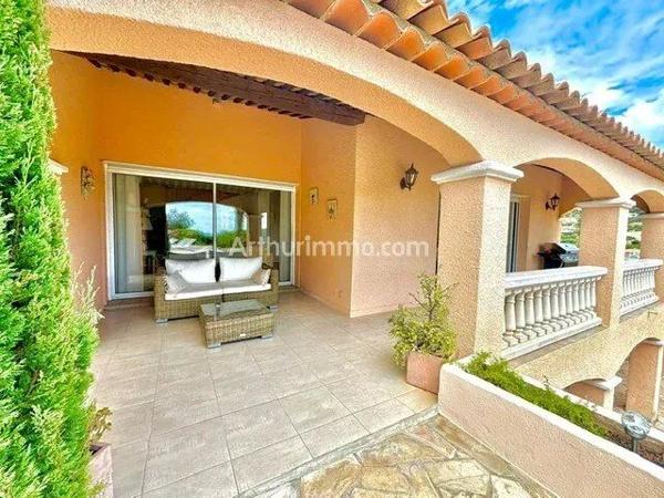 Vente Villa 7 pièces 165 m2 à Les Issambres