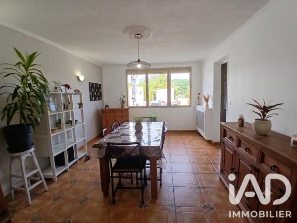 Maison à vendre 5 pièces 124 m² Bois-le-Roi