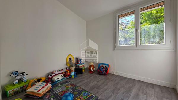 Maison Noisy Le Sec 4 pièce(s) 93.92 m2