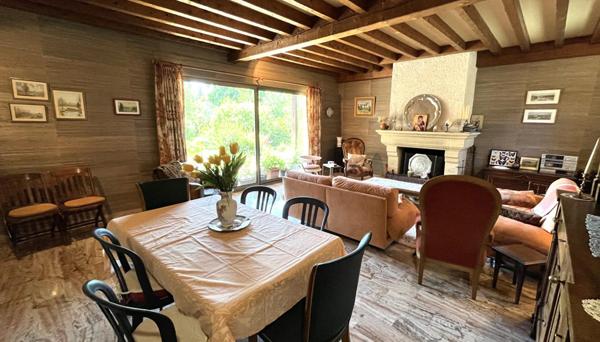 Arinthod ? Spacieuse maison familiale sur plus de 3 500 m² de terrain