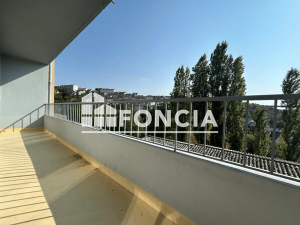 Location Appartement 2 pièces 39.87 m² - Rodez 12000