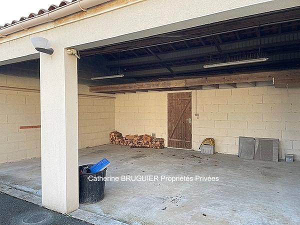 Villa de plain pied Angliers - Entre Niort et La Rochelle -140 m2 - 4 chambres- piscine - jardin clos de 950 m2